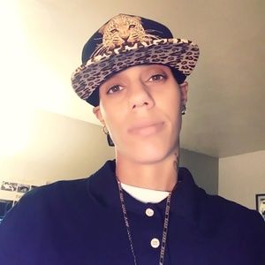 Meet your Posher, Rose